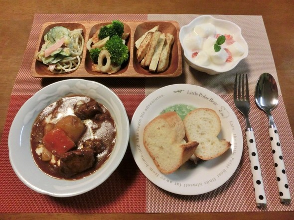 ビーフシチューの晩ご飯~♪